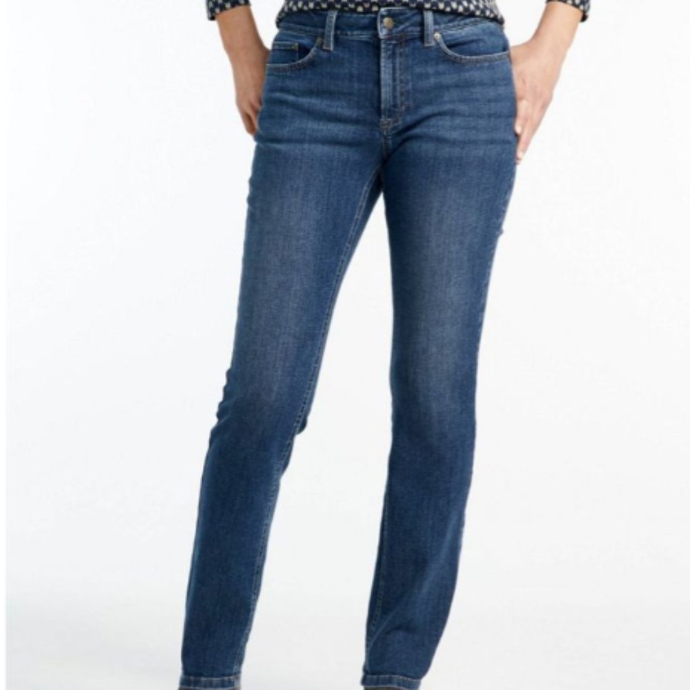 L.L. Bean Favorite Fit Jeans - Size 6